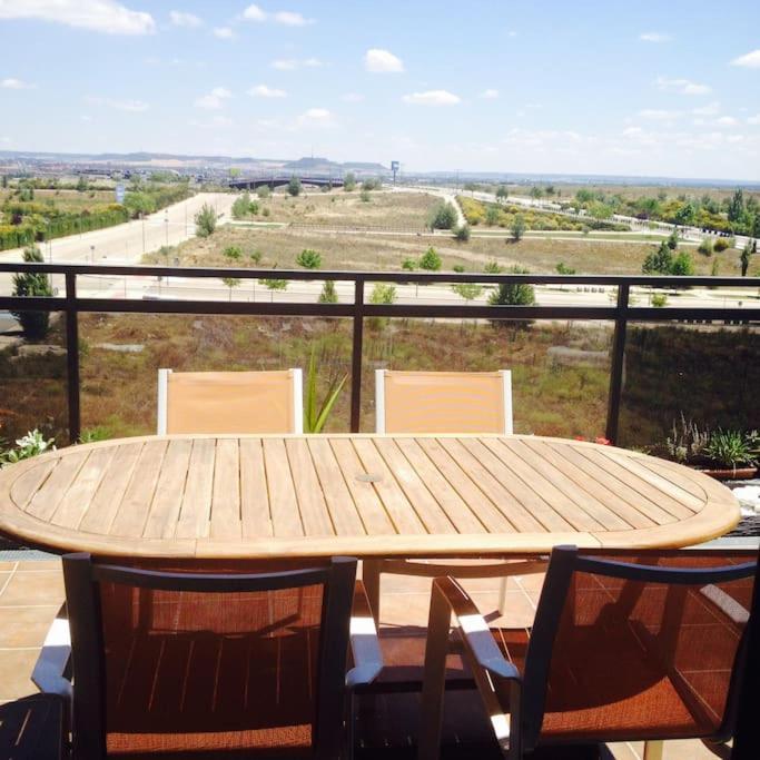 Ferienwohnung Atico, Piscina, Ac, Wi-Fi Y Parking Gratis, Gran Terraza, Vut 47-79 Arroyo de la Encomienda Exterior foto